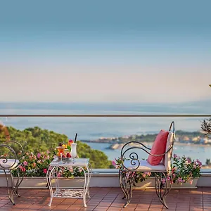 https://continental.taorminaitalyhotels.com
