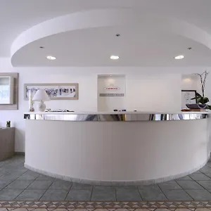 *** Отель Ambrosio La Corte Италия